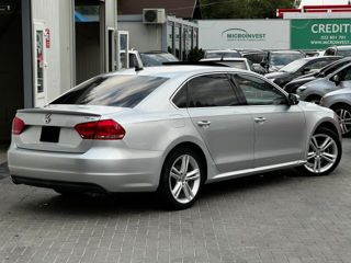 Volkswagen Passat foto 4