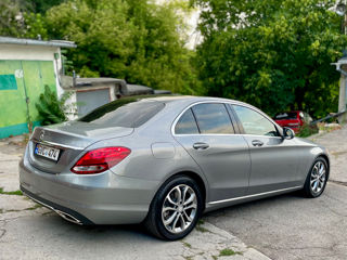 Mercedes C-Class foto 3