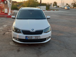 Skoda Fabia фото 2