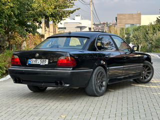 BMW 7 Series foto 6