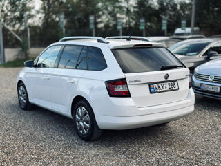 Skoda Fabia foto 2