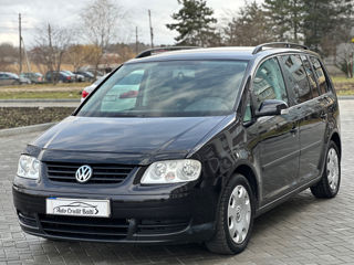 Volkswagen Touran foto 5