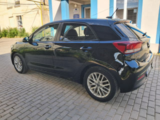 KIA Rio foto 10