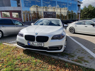 BMW 5 Series foto 3