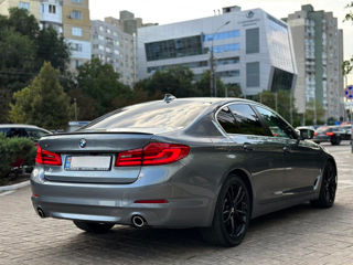 BMW 5 Series foto 8