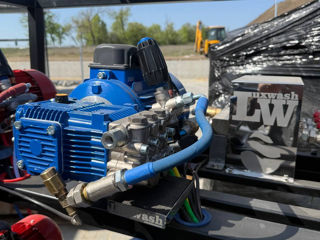 Spălătorie Auto, Servicii la cheie LuxWash foto 2