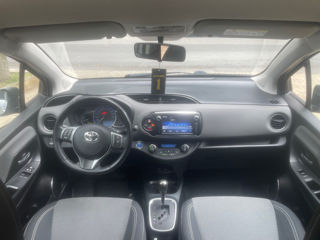 Toyota Yaris foto 5