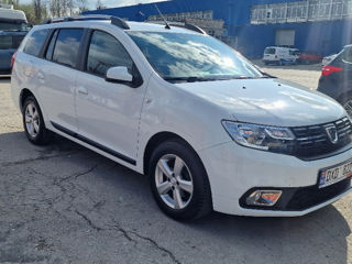 Dacia Logan foto 1