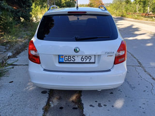 Skoda Fabia foto 2