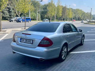 Mercedes E-Class foto 9