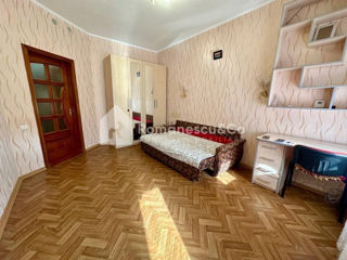 Apartament cu 2 camere, 59 m², Centru, Chișinău foto 8