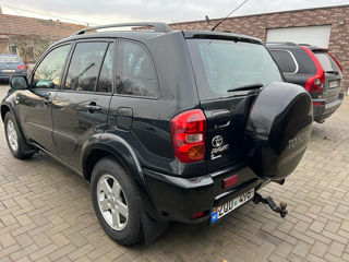 Toyota Rav 4 foto 9