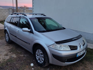 Renault Megane foto 2