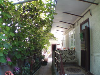 Сдаю пол дома со своим входом и двором на длительный срок foto 3