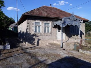 Casa spre vinzare or. Floresti s. Gura Camencii 069593023