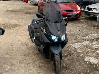 Yamaha Tmax foto 2