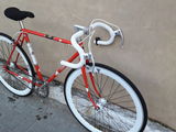 Vind bicicleta de sosea din Franta. Fixed gear. foto 3