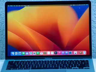 MacBook Air Retina 2020/ Apple M1/ 8Gb Ram/ 256Gb SSD/13.3" Retina/ 351Cycles!! foto 4
