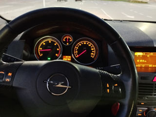 Opel Astra foto 2