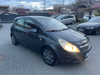 Opel Corsa foto 2