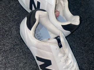 Vînd încălțăminte NewBalance foto 3