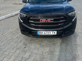 GMC Terrain foto 2