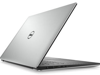 Ноутбук Dell Precision 5520 (Xeon E3-1505M v6 / 16Gb / 256Gb SSD + 1TB)