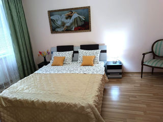 Apartament cu 2 camere, 82 m², Centru, Chișinău foto 5