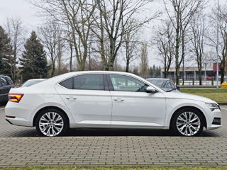 Skoda Superb foto 4