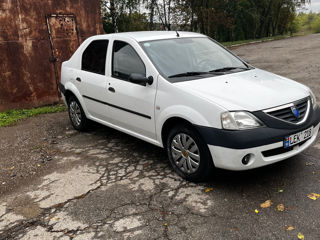 Dacia Logan foto 5