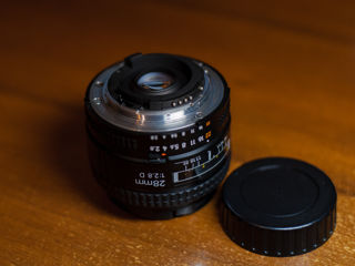 Nikon 28mm  f 2.8 foto 3