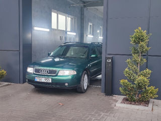 Audi A4 foto 2