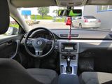 Volkswagen Passat foto 4