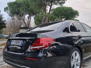 Mercedes E-Class foto 2