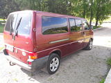 Volkswagen Caravelle foto 2