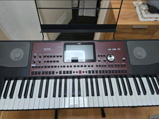 Korg Pa700 cu stativ foto 3