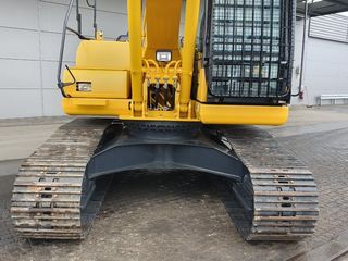 Excavator komatsu pc210-10m0 nou / экскаватор komatsu pc210-10m0 новый foto 5