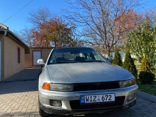 Mitsubishi Galant foto 2