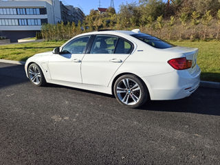 BMW 3 Series foto 2