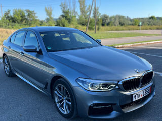 BMW 5 Series foto 3