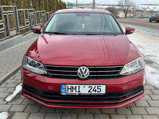 Volkswagen Jetta foto 2