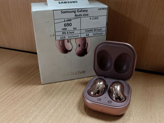 Samsung galaxy buds live - 690 lei