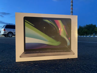Cumpar  MacBook  Pro  13  256gb - 512gb - 1tb ! M1 / M2 !!! foto 1