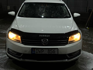 Volkswagen Passat foto 3