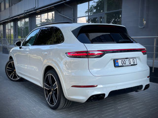 Porsche Cayenne foto 6