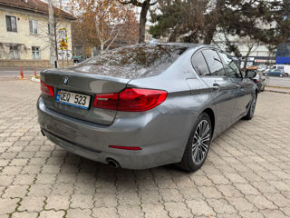 BMW 5 Series foto 6