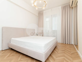 Apartament cu 2 camere, 70 m², Botanica, Chișinău foto 7