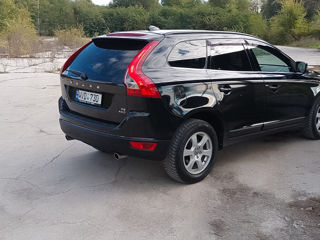 Volvo XC60 foto 3