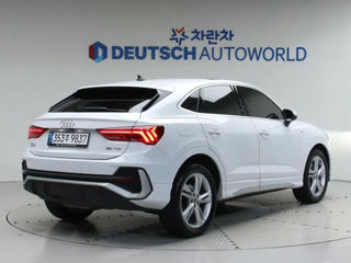 Audi Q3 foto 2