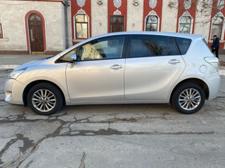 Toyota Verso foto 3